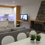 Apartamento Amplio Y Acogedor, En Plaza De Pradollano