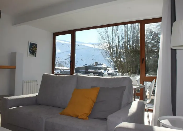 Amplio Y Acogedor, En Plaza De Pradollano Sierra Nevada